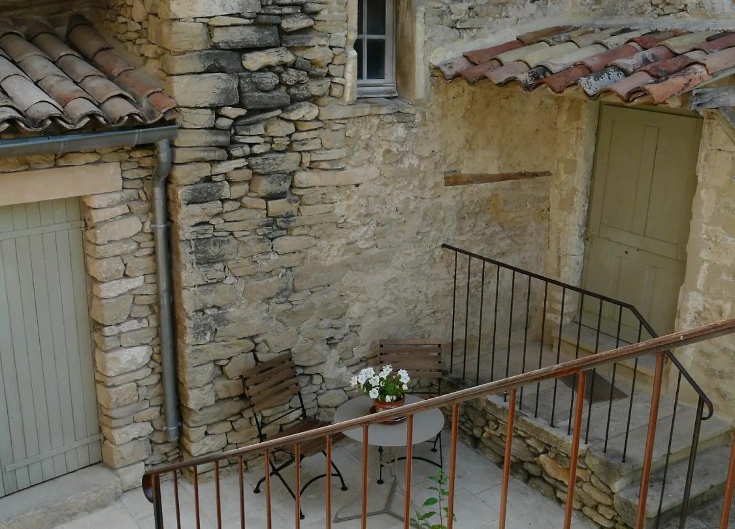 19Th Century Provencal Mas With Pool In Provence In The Luberon, Sleeps 6 Villa Lacoste  0*, Lacoste (Vaucluse)